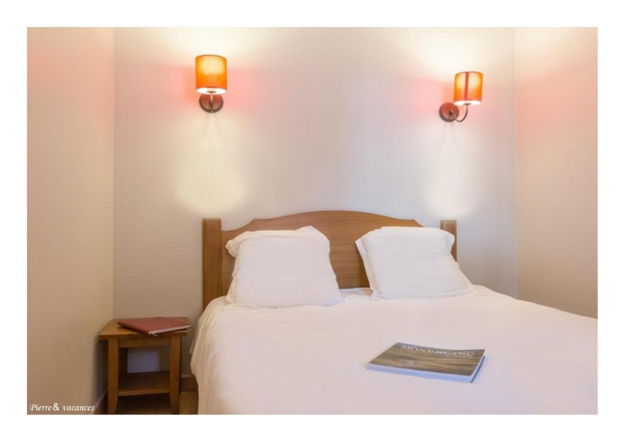 Charmant Appartement Avec Piscine. Monflanquin Bagian luar foto